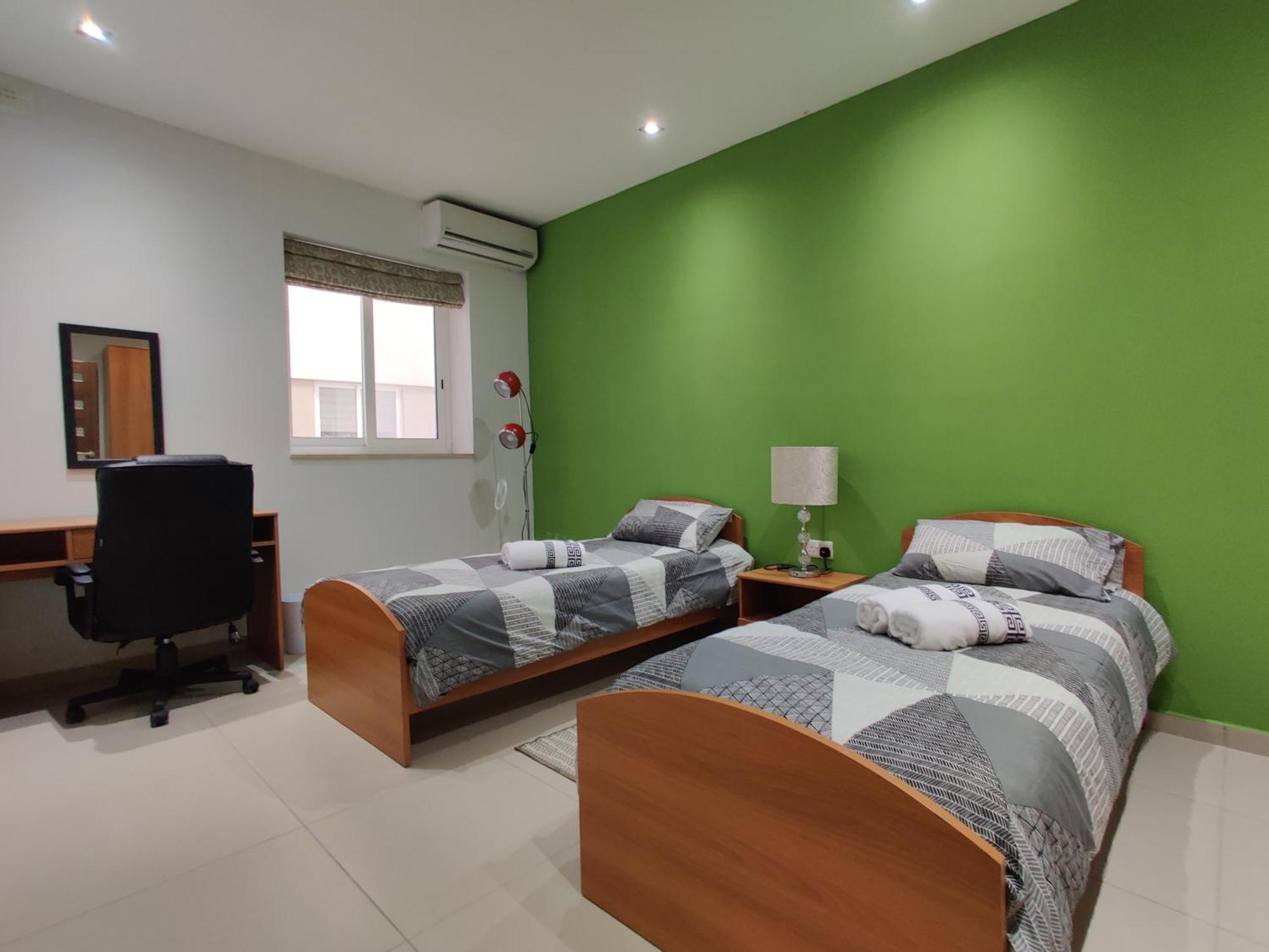 Depiro Point Deluxe - Modern, Designer 2 Minutes Away From Popular Seafront Апартаменты